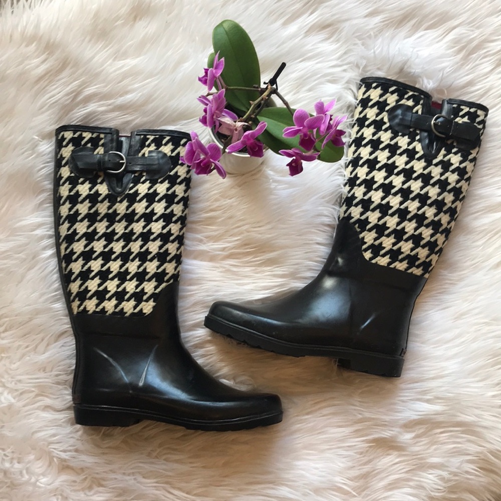 Banana Republic Black Houndstooth Boots 7 EUC